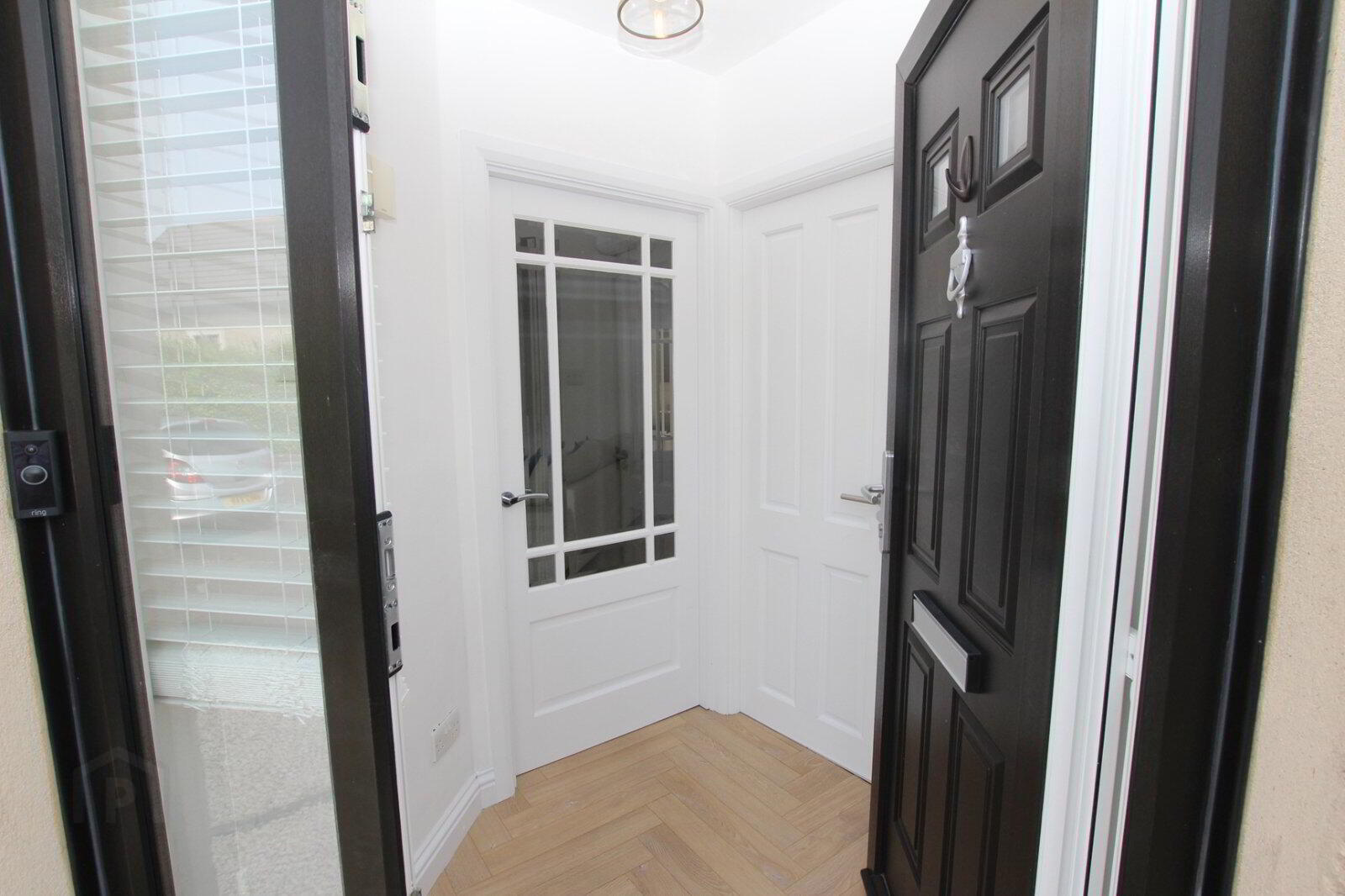 23 Glengormley Park 2 of 18