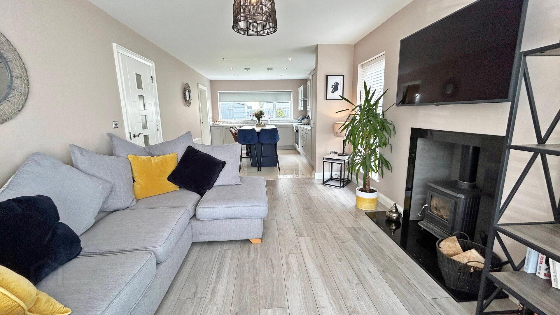 17 Cranagh View Road 4 of 20