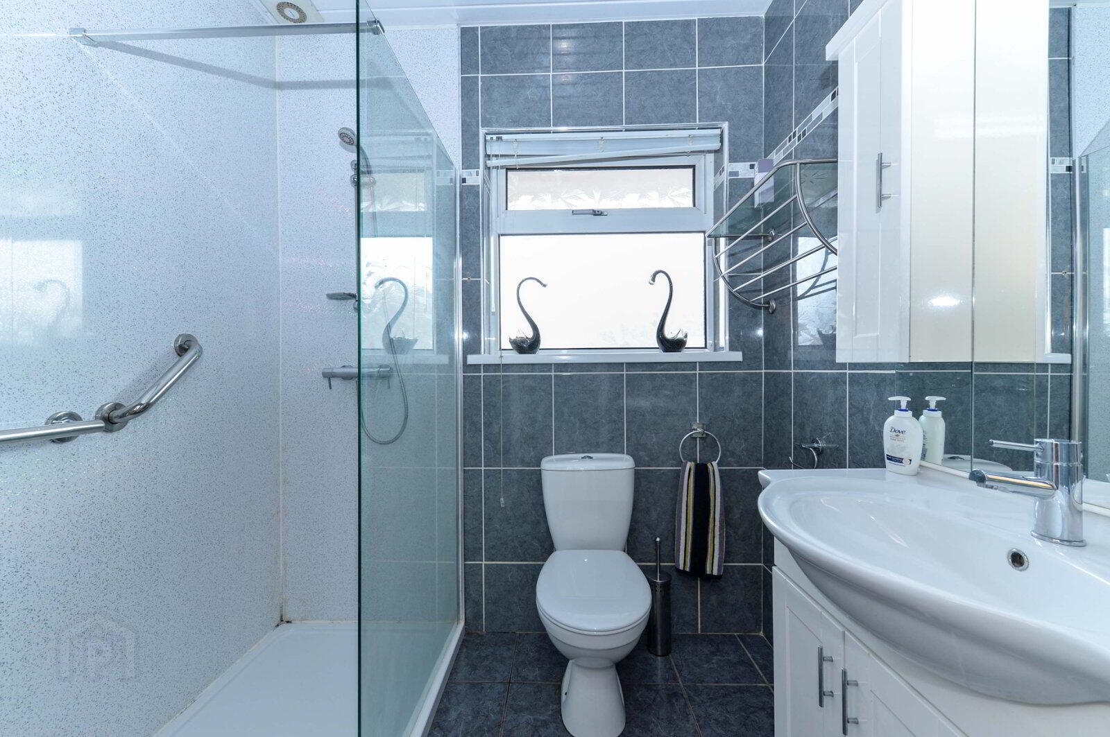 5 Wanstead Avenue 13 of 16