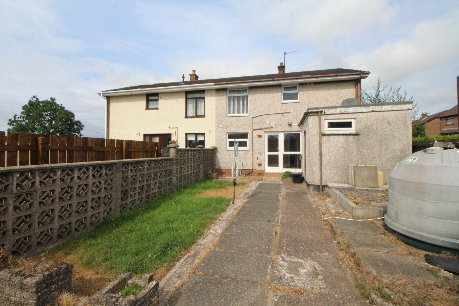 16 Macroom Gardens 14 of 16