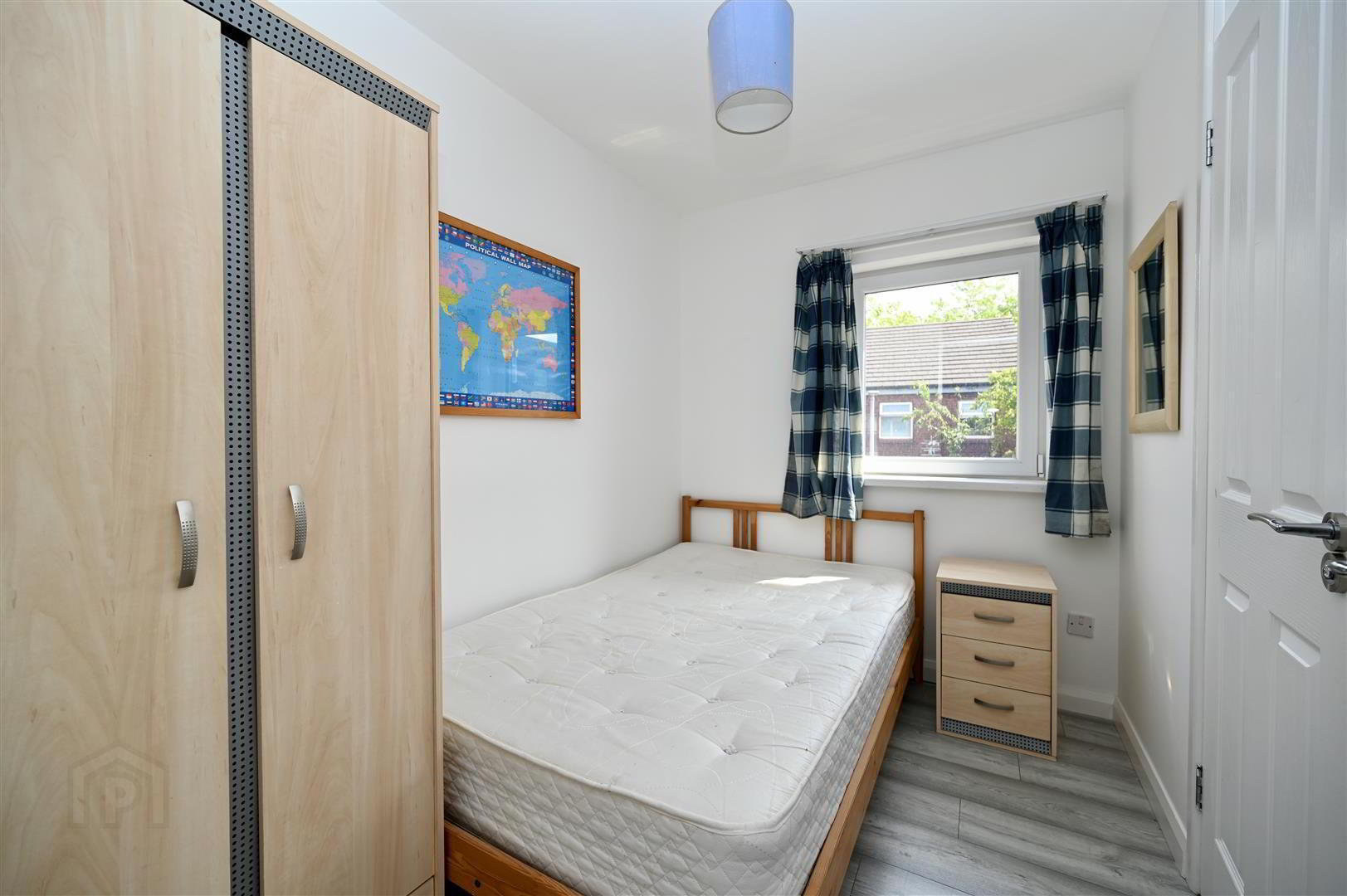 15 Salisbury Court 6 of 9