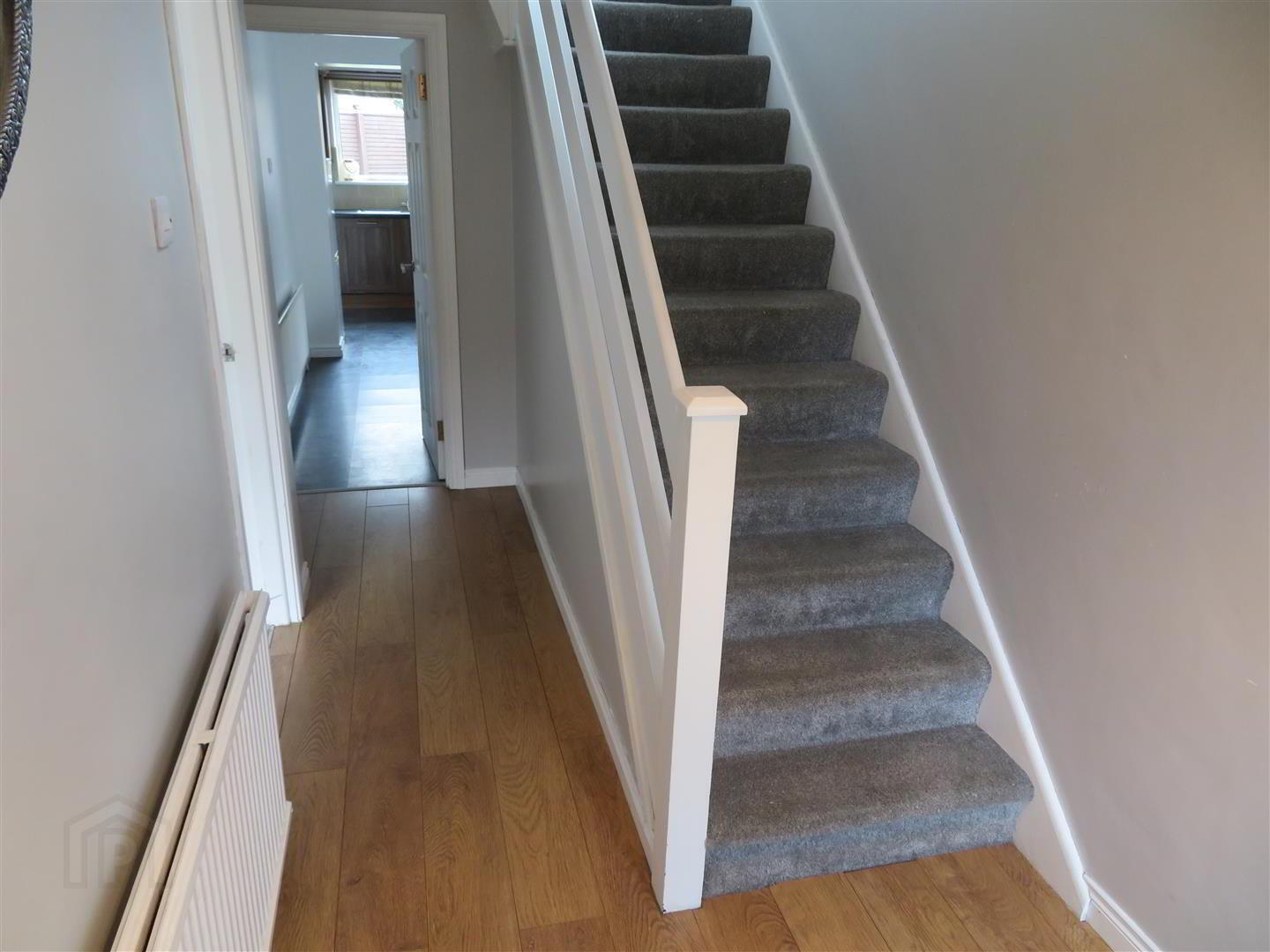 4 Kingsway Drive 3 of 30