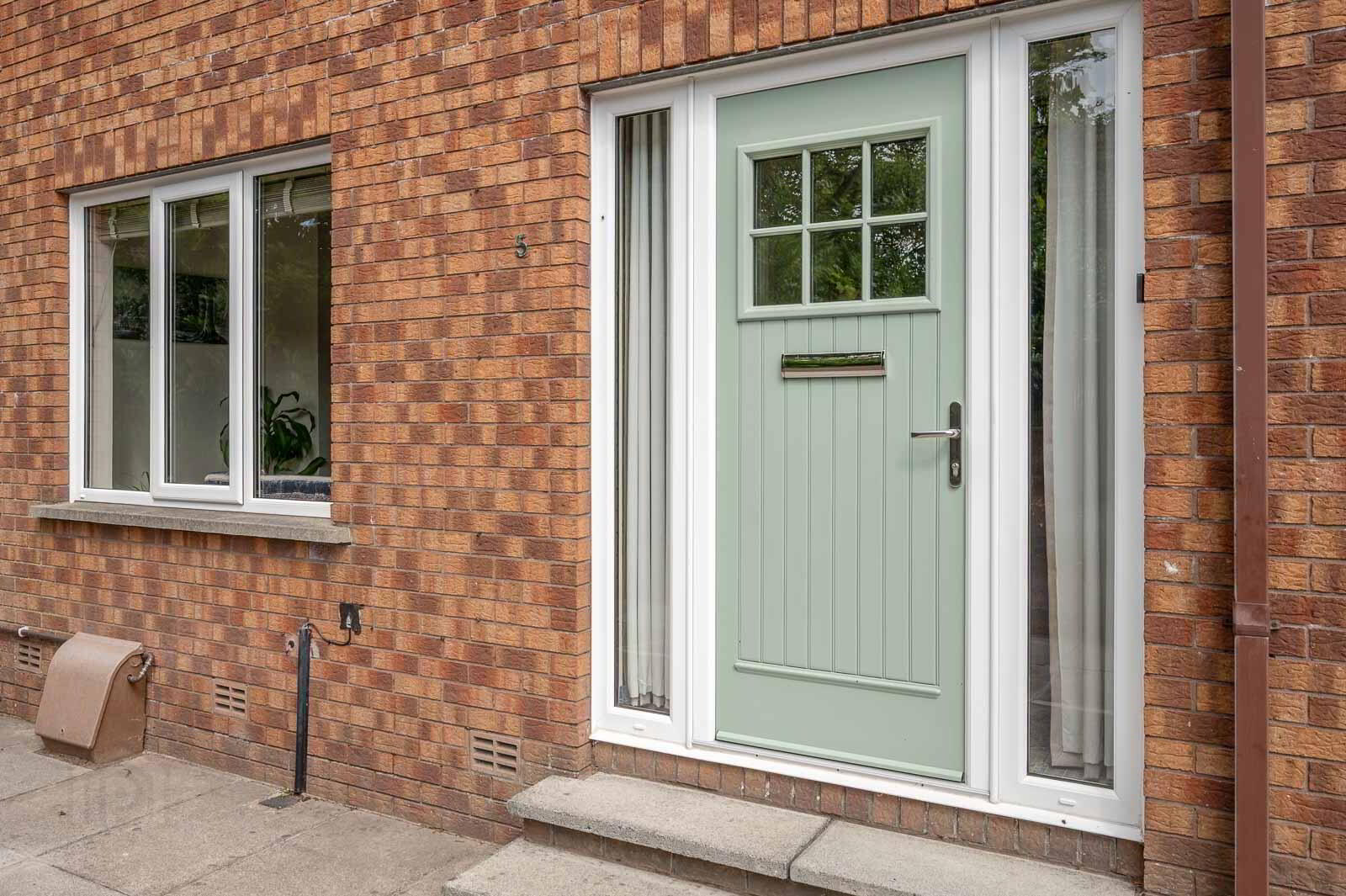 5 Kerrsland Mews 2 of 22