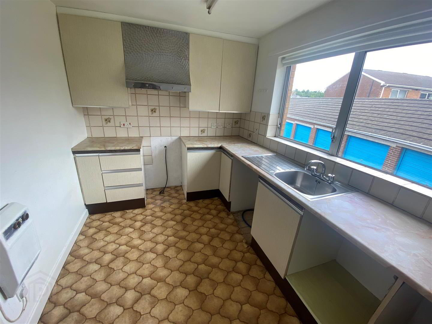 9 Sunningdale Court 4 of 9