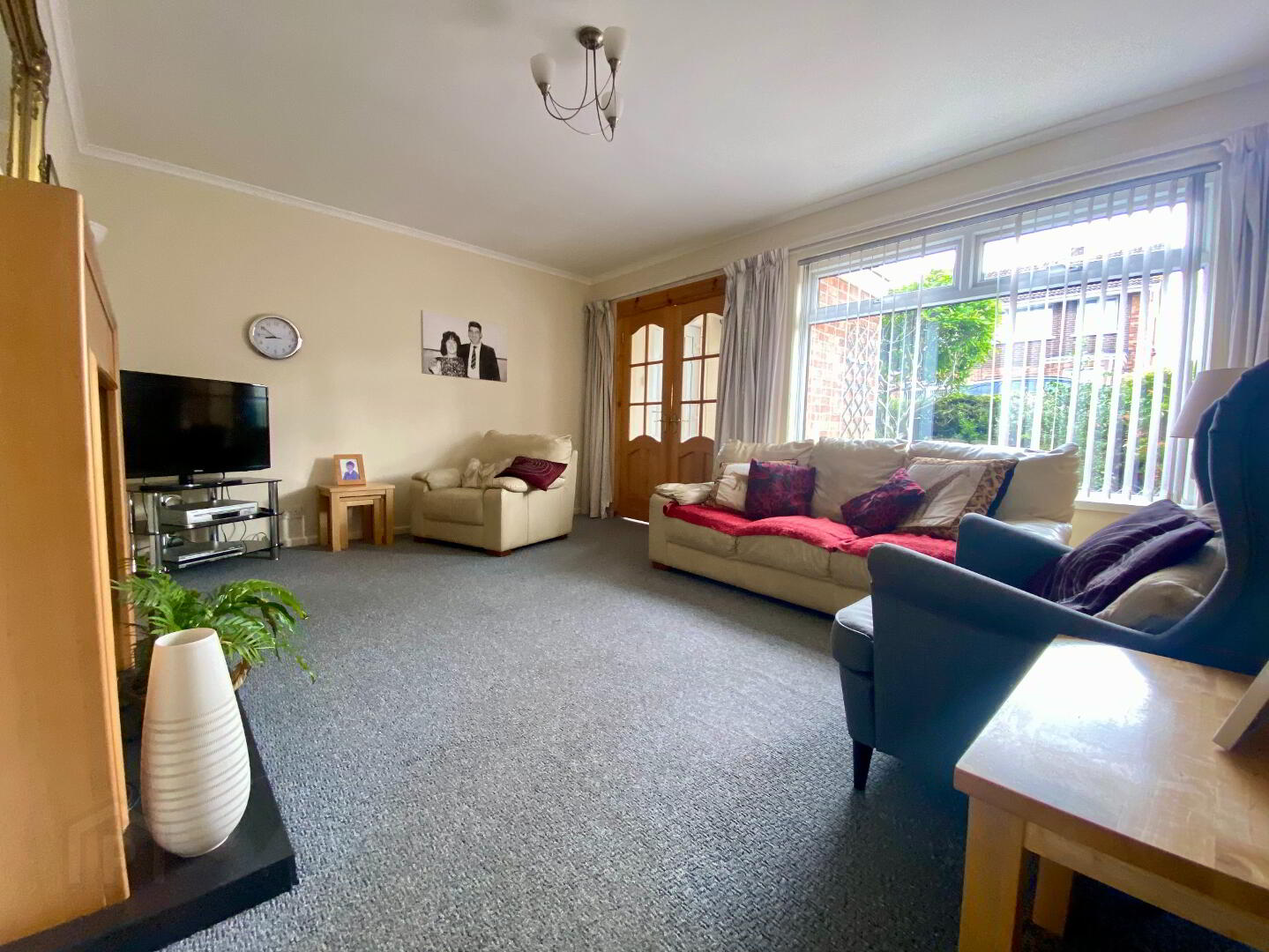 44 Castleburn Road 5 of 13