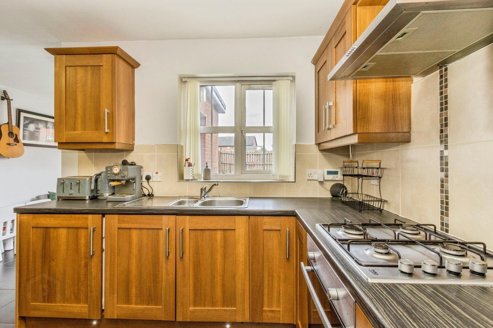 10 Linen Avenue 6 of 18