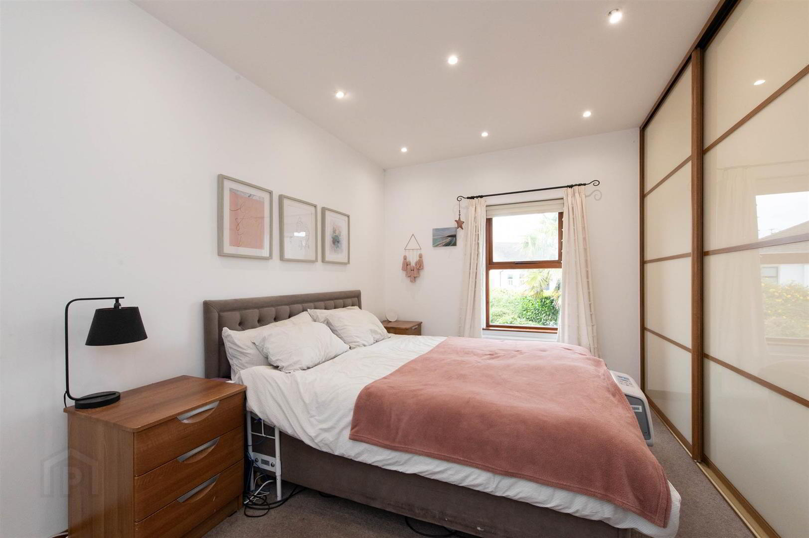 3 Oakwood Heights 13 of 21