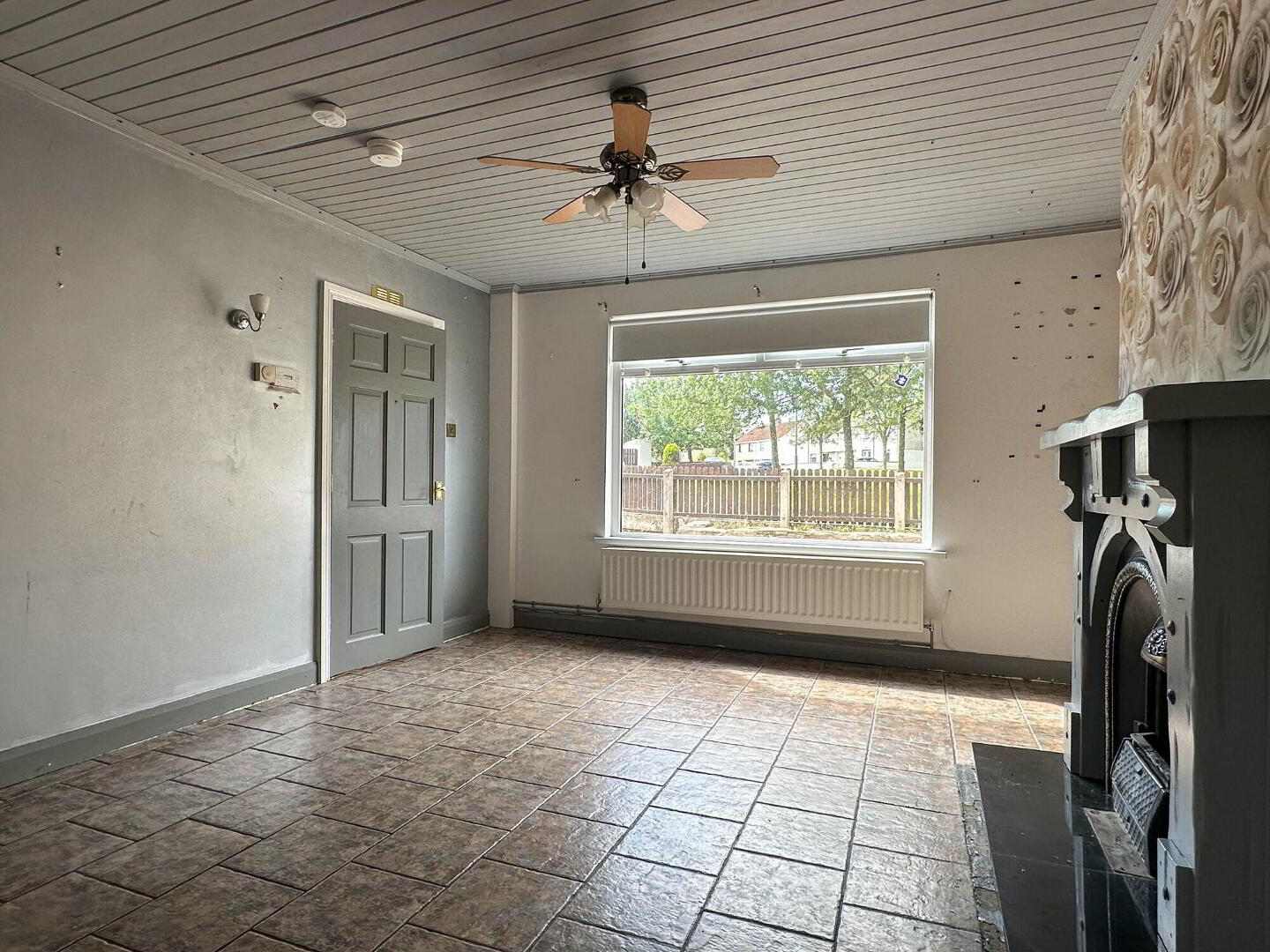 82 Hazelbank Road 6 of 32