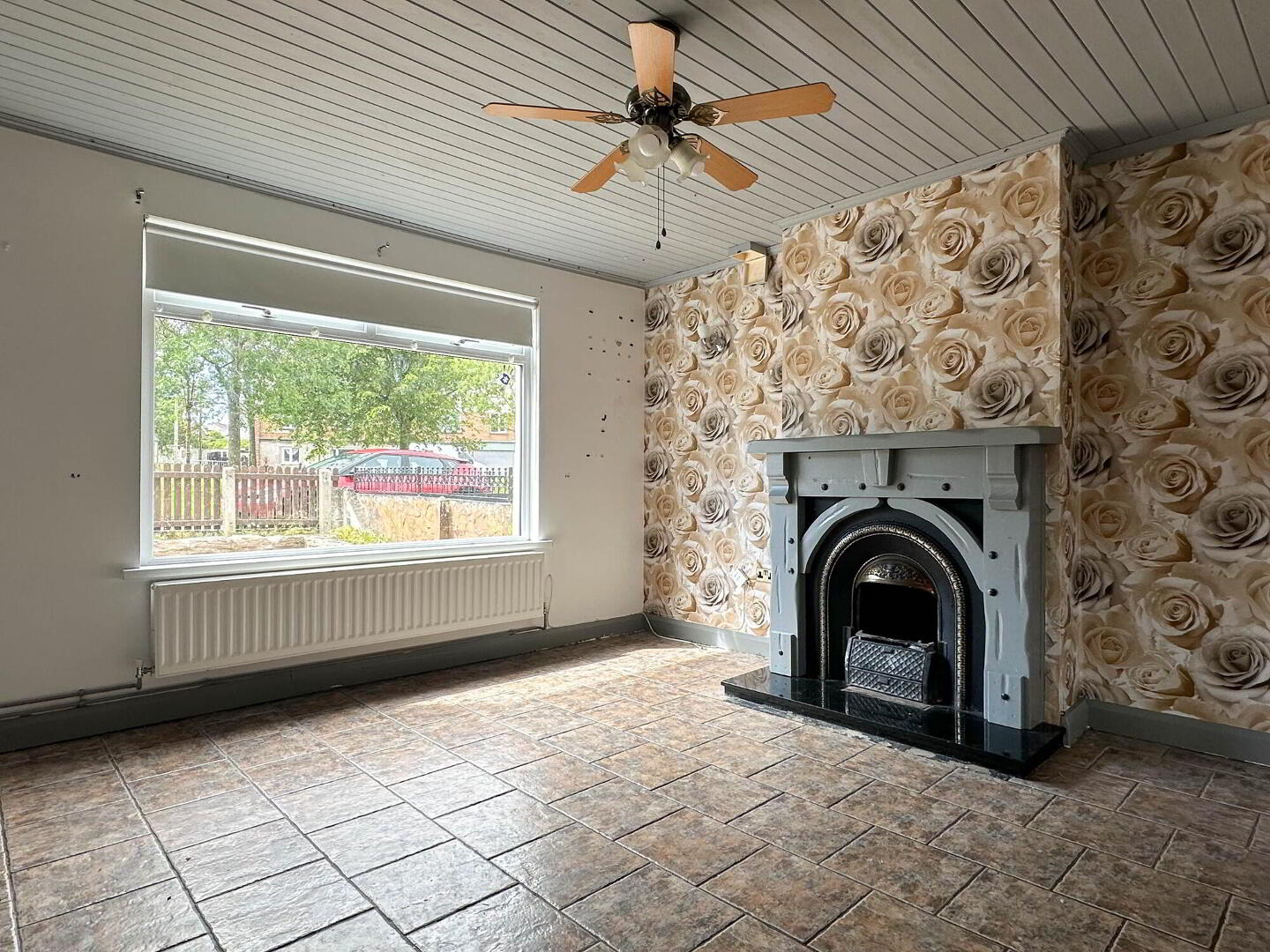82 Hazelbank Road 5 of 32