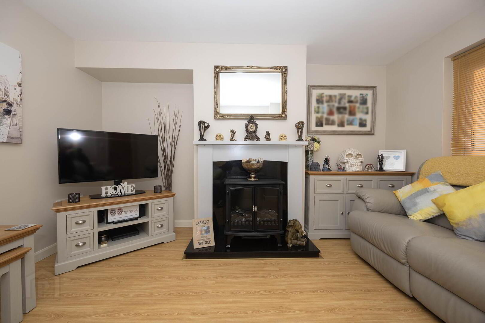 29 Castle Lane Mews 4 of 21