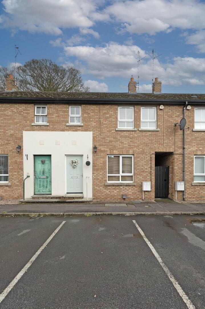 29 Castle Lane Mews 2 of 21