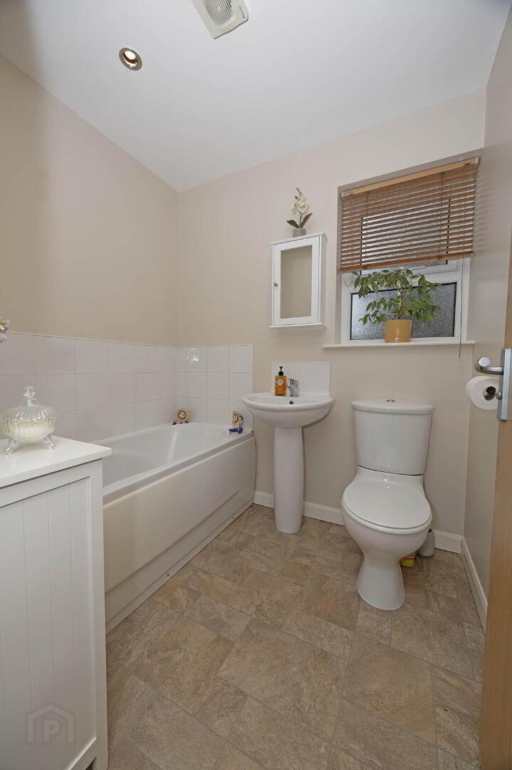 29 Castle Lane Mews 19 of 21