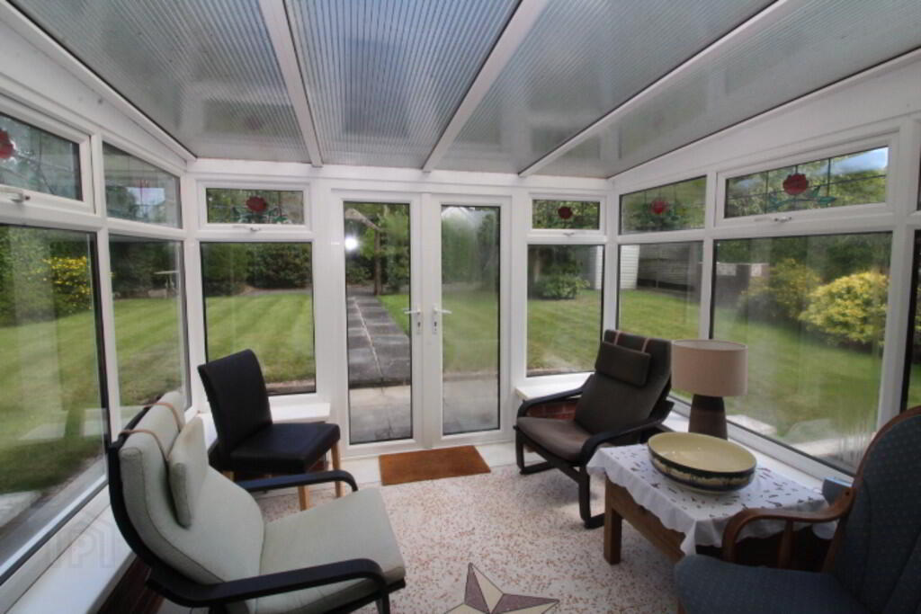 17 Glengarry Park 5 of 13