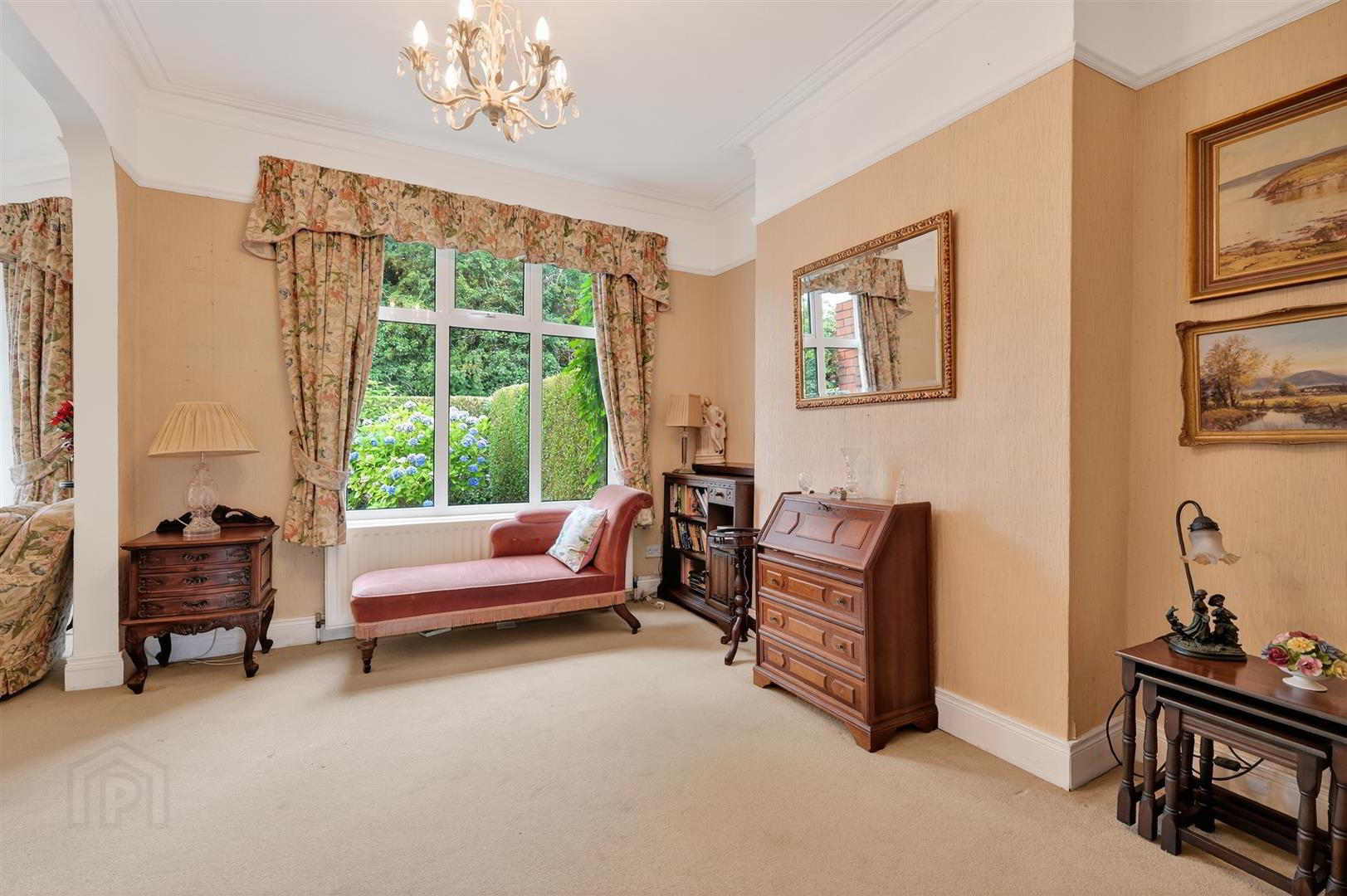 27 Priory Park 8 of 31