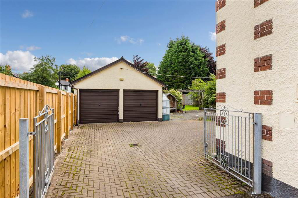 38 Balmoral Avenue 18 of 22