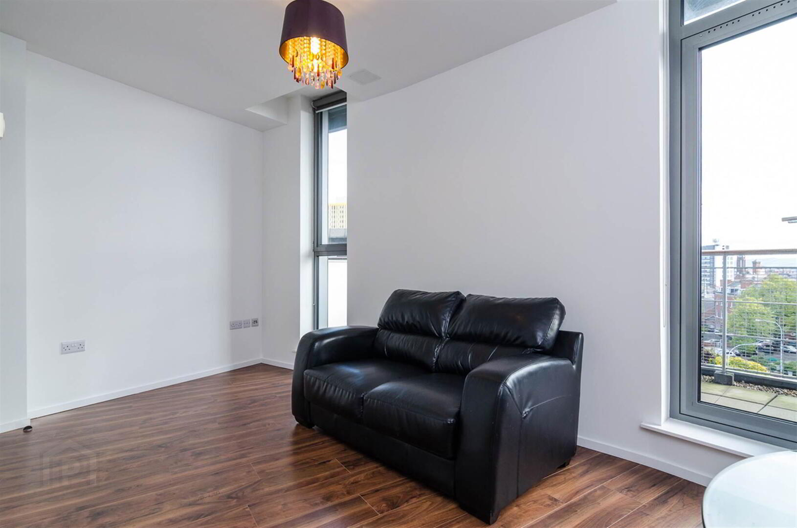 5.2, 117 Lisburn Road 5 of 12