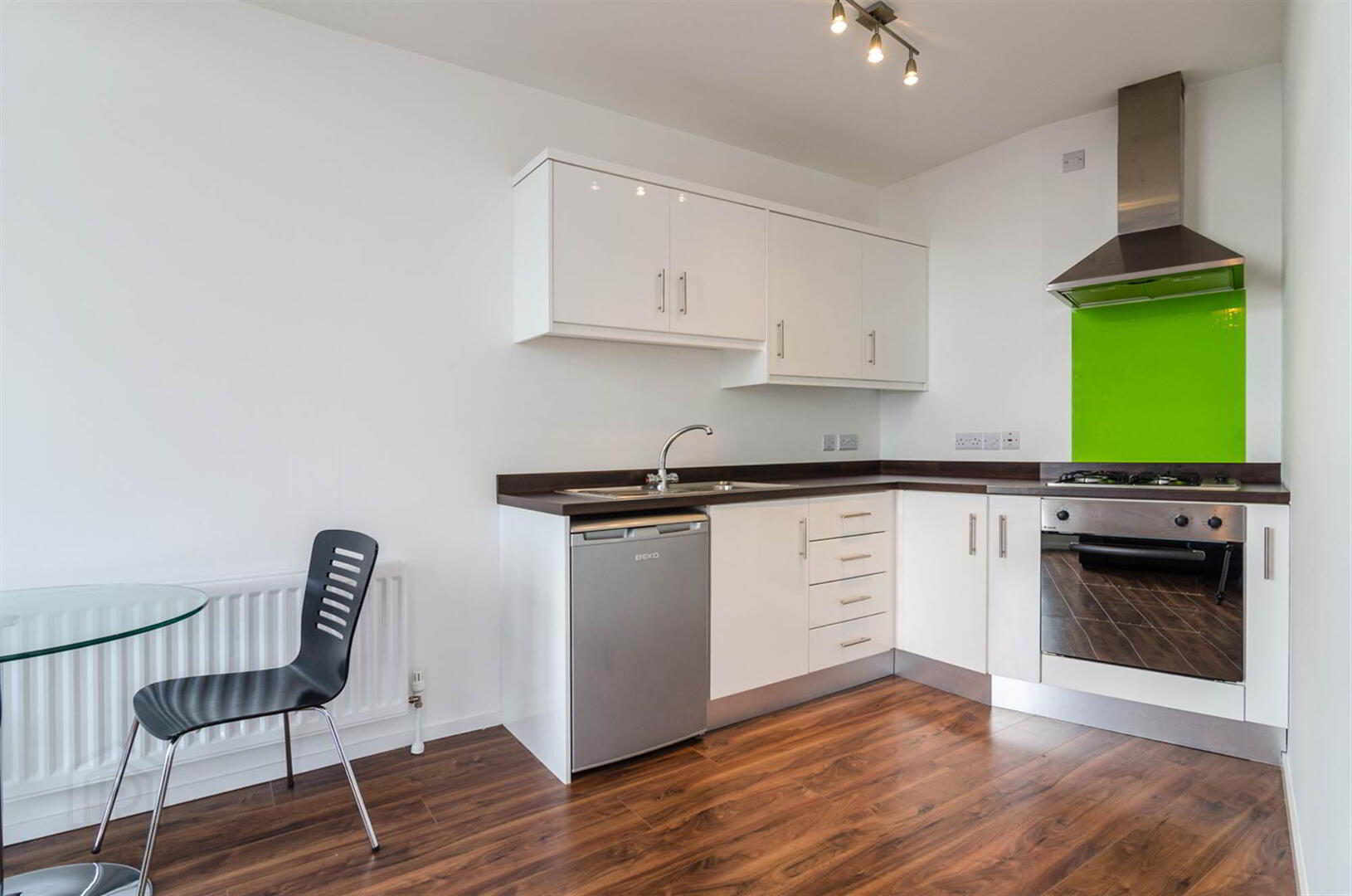 5.2, 117 Lisburn Road 7 of 12