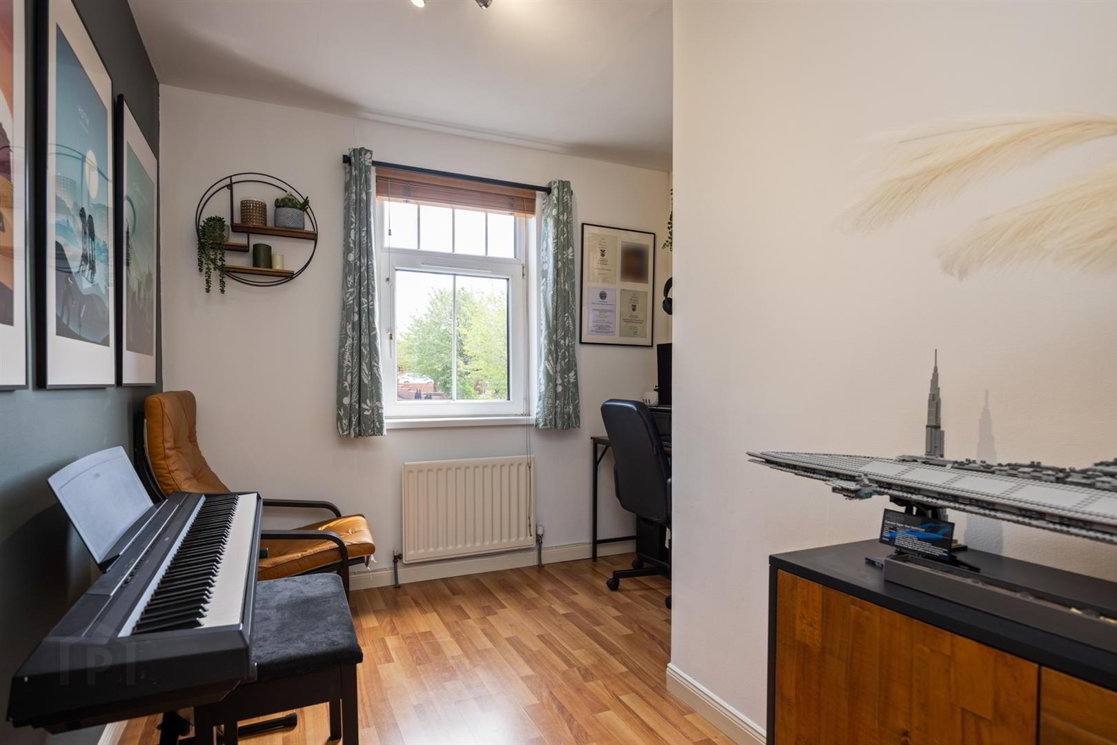 136 Ashmount Park 14 of 22