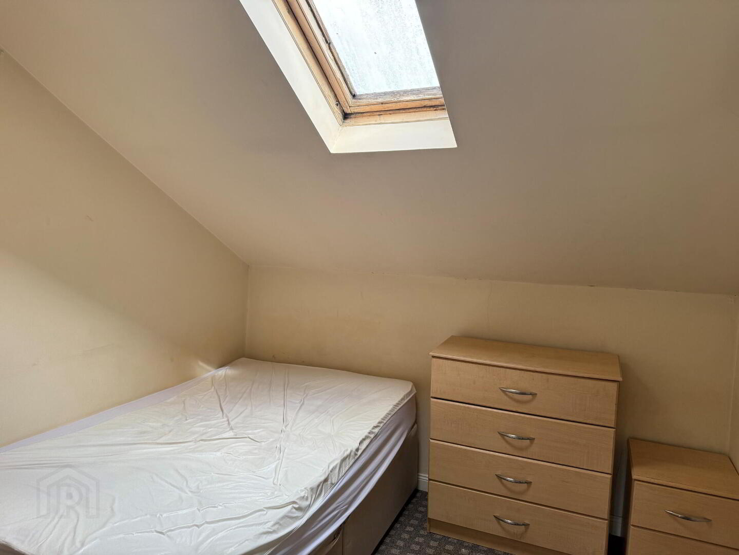 5 Eglantine Avenue 8 of 11