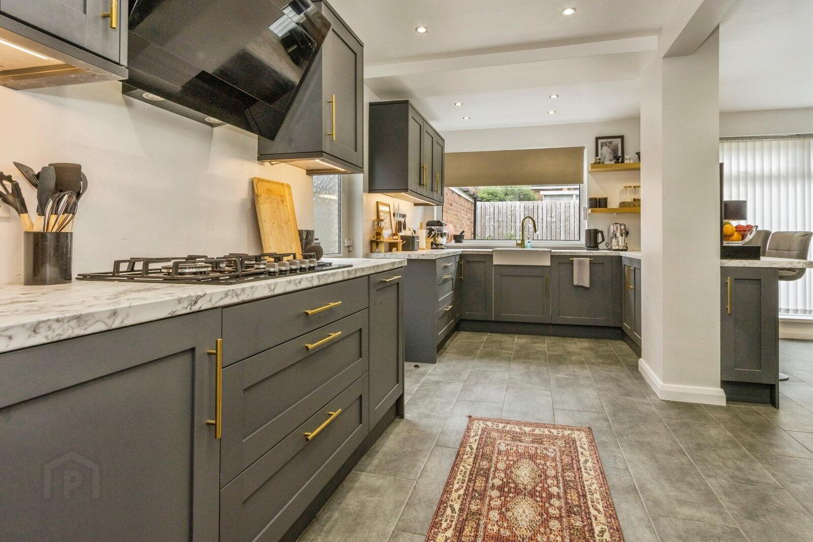 68 Glen Road 6 of 24
