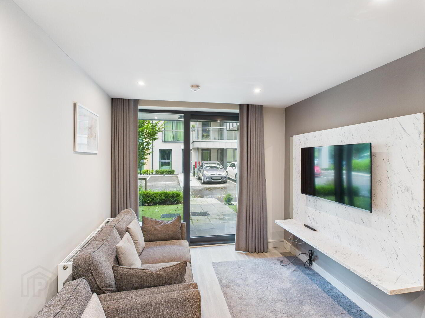 Apartment 62 Lesley Parklands 64 Knocknagoney Road 3 of 9