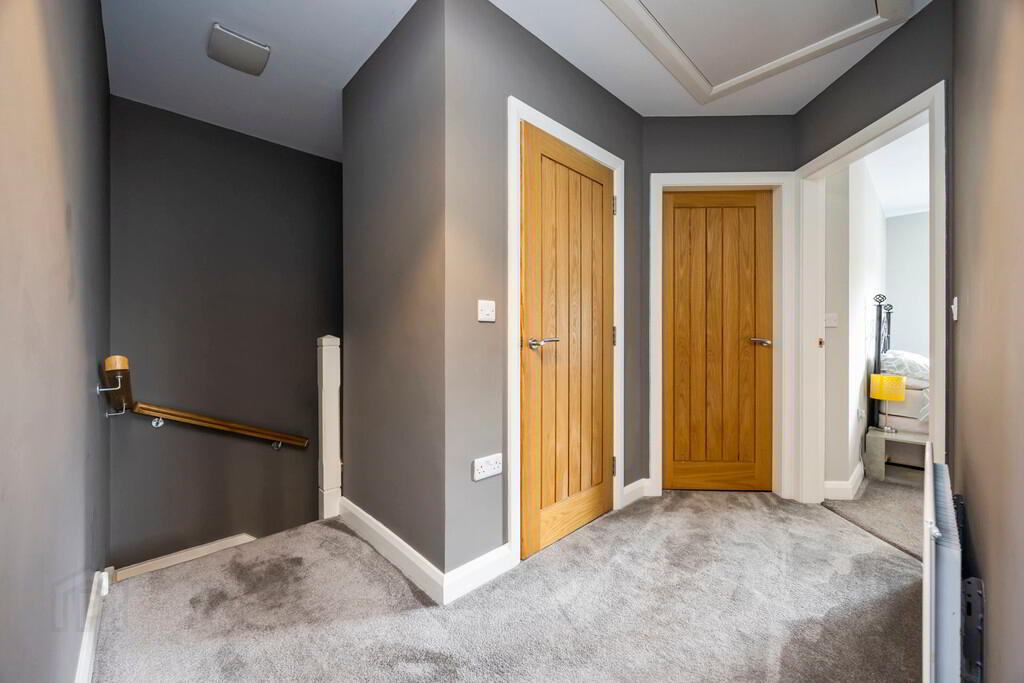 11 Chestnut Lodge 16 of 33