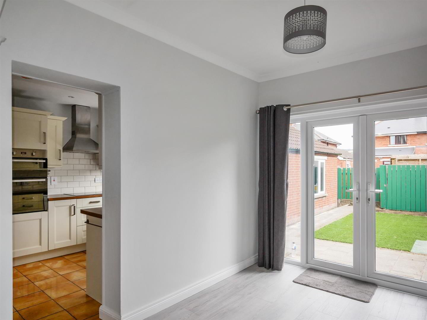 22 Cheltenham Gardens 6 of 14