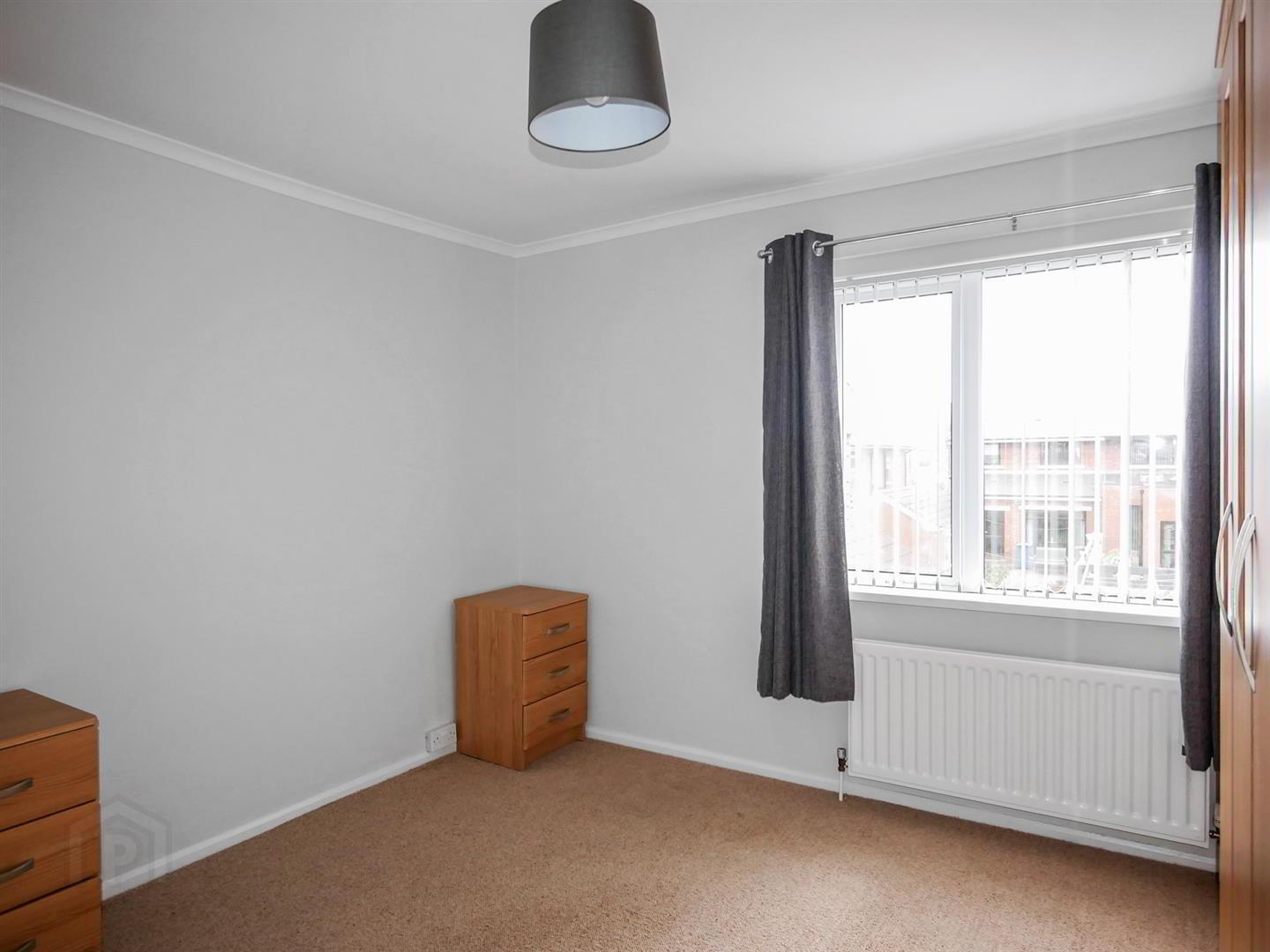 22 Cheltenham Gardens 8 of 14