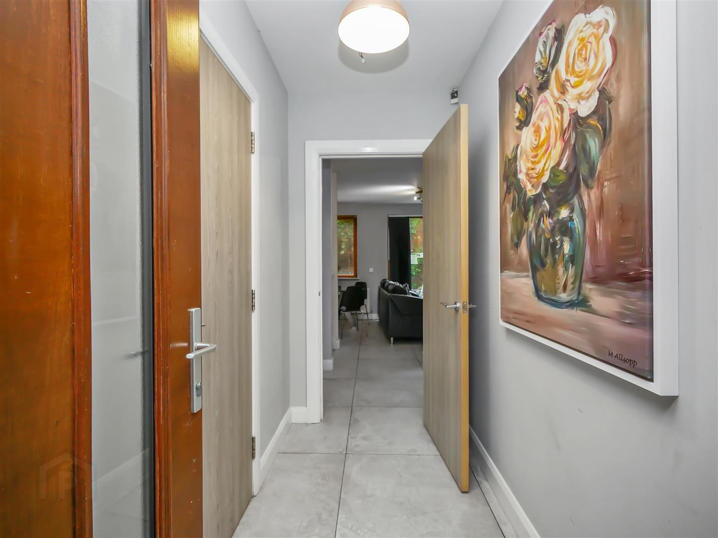 20 Halcombe Street 3 of 27