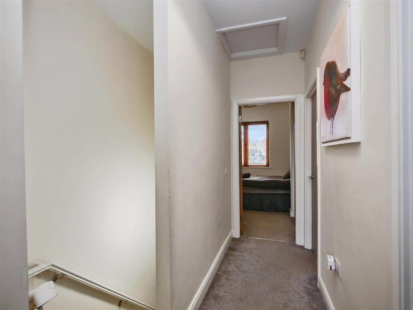 20 Halcombe Street 13 of 27