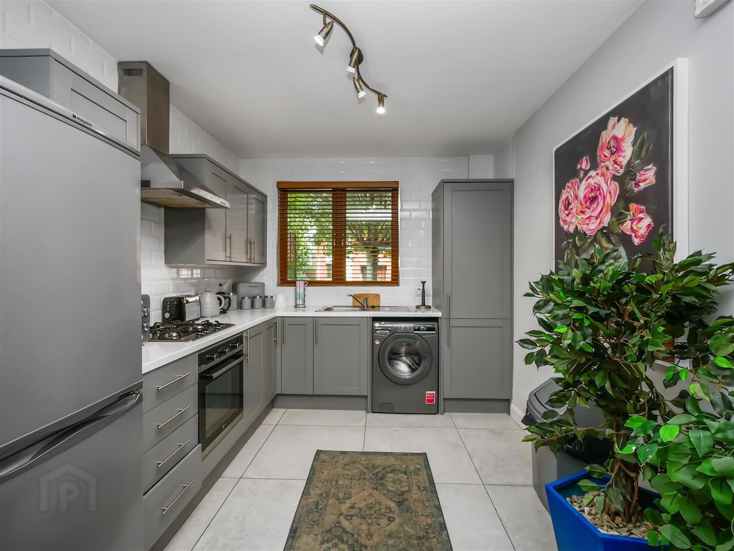 20 Halcombe Street 11 of 27
