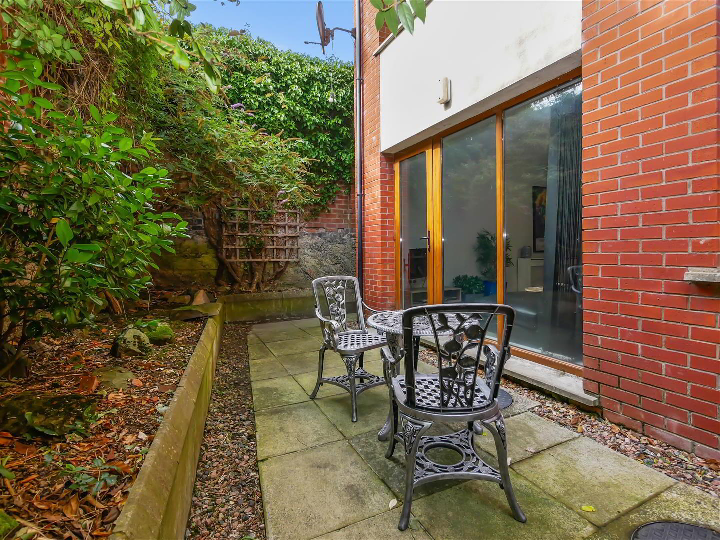 20 Halcombe Street 27 of 27
