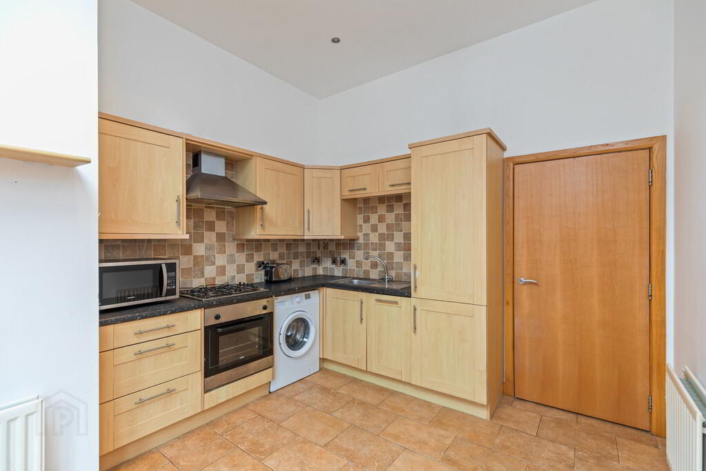 2 Earlston Mews, 12 Annadale Avenue 7 of 20