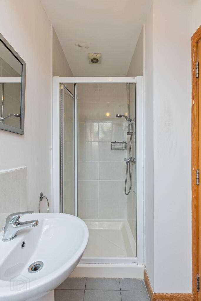 2 Earlston Mews, 12 Annadale Avenue 17 of 20