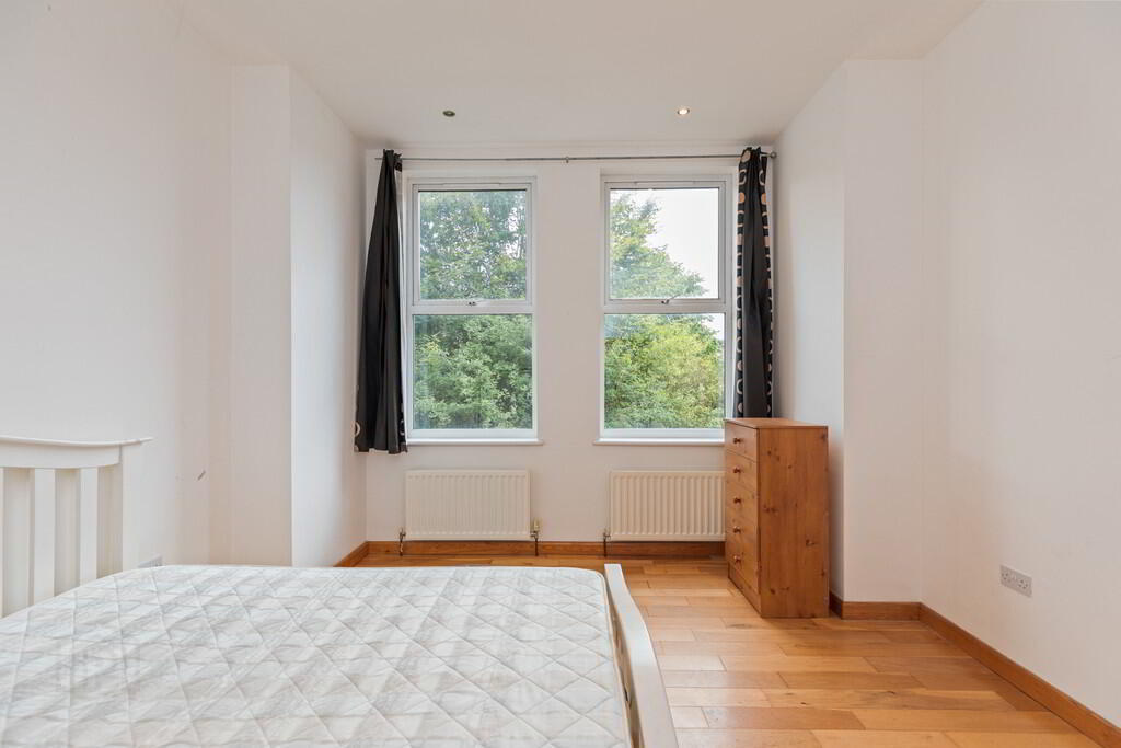 2 Earlston Mews, 12 Annadale Avenue 9 of 20