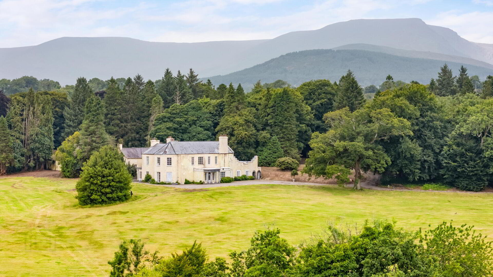 Comeragh House 3 of 41