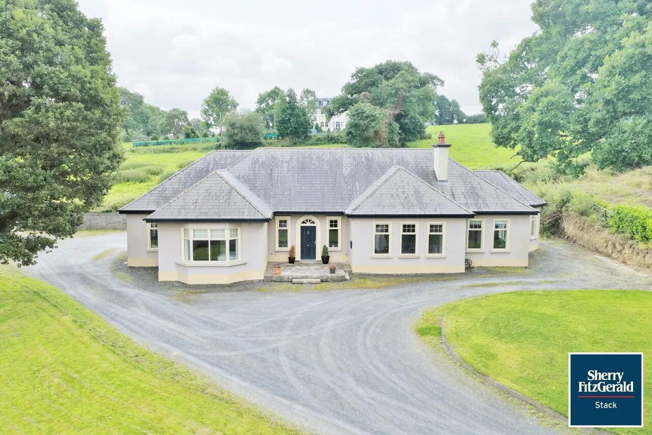 5 The Gallops 16 of 17