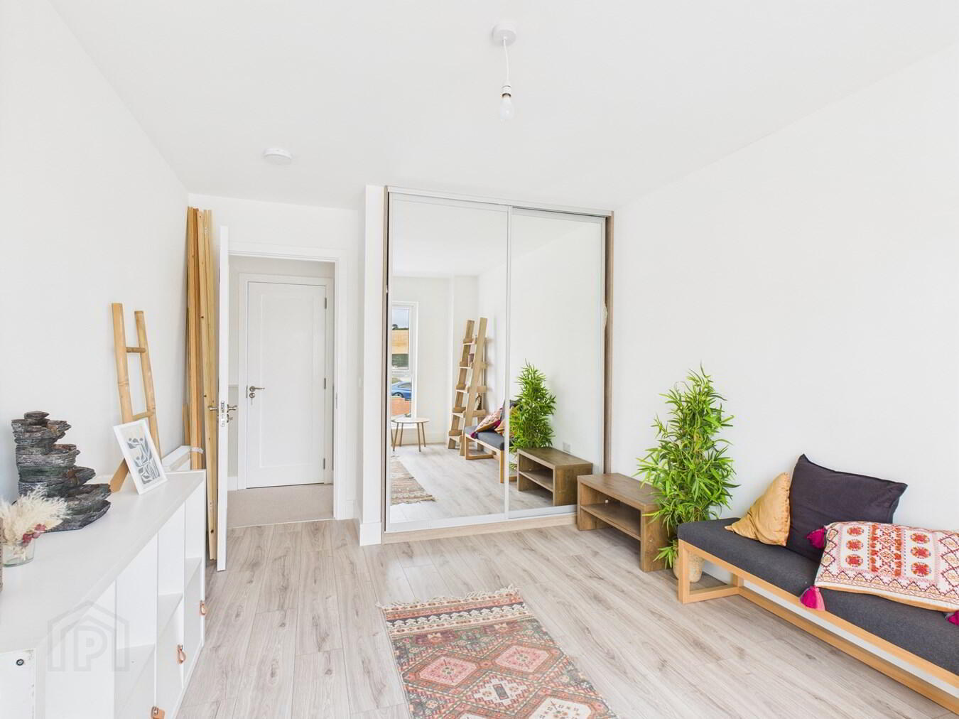 35 The Brook Mountfield 16 of 23