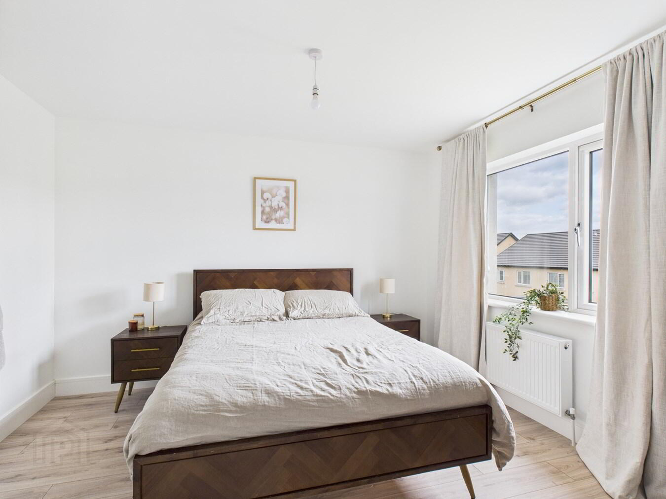 35 The Brook Mountfield 18 of 23