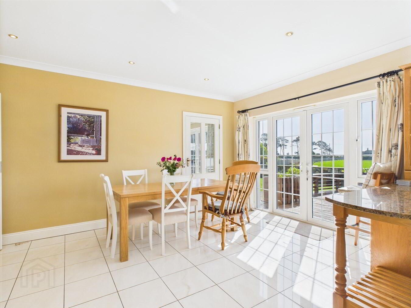 2 Oakleigh 9 of 40