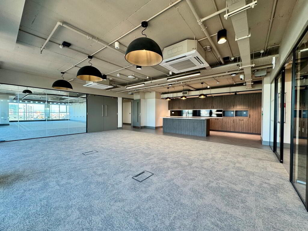 5th Floor Lanyon Plaza, 8 Lanyon Place 6 of 8