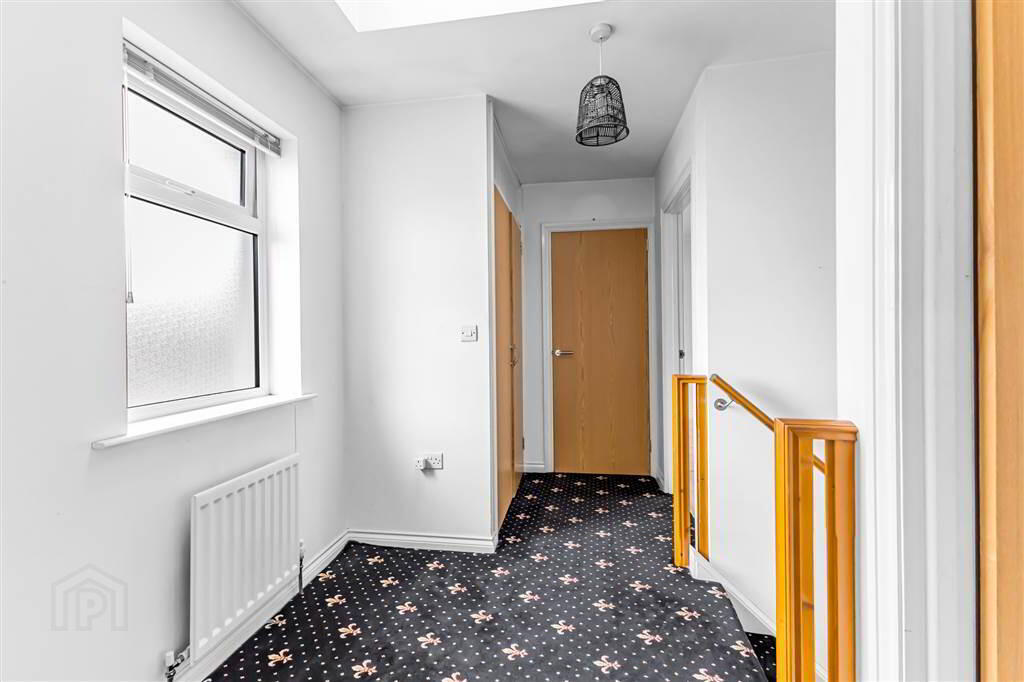 36a Holborn Avenue 12 of 24