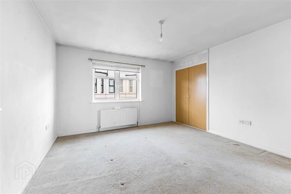 36a Holborn Avenue 15 of 24