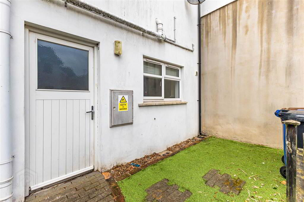 36a Holborn Avenue 23 of 24