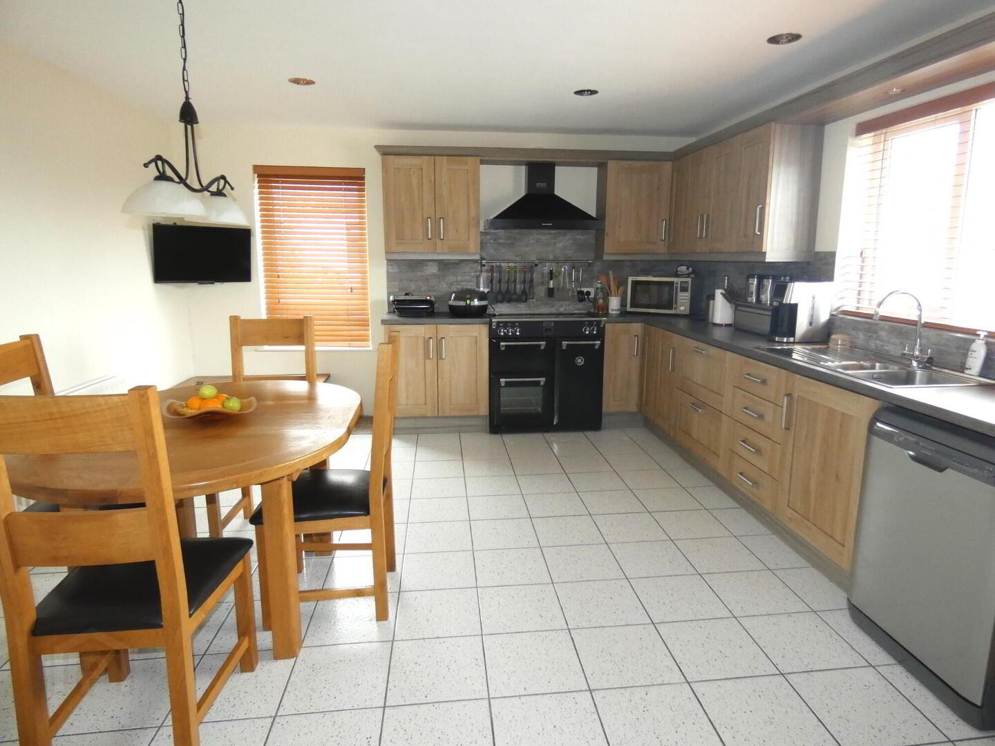8 Ballynacree Avenue 12 of 33