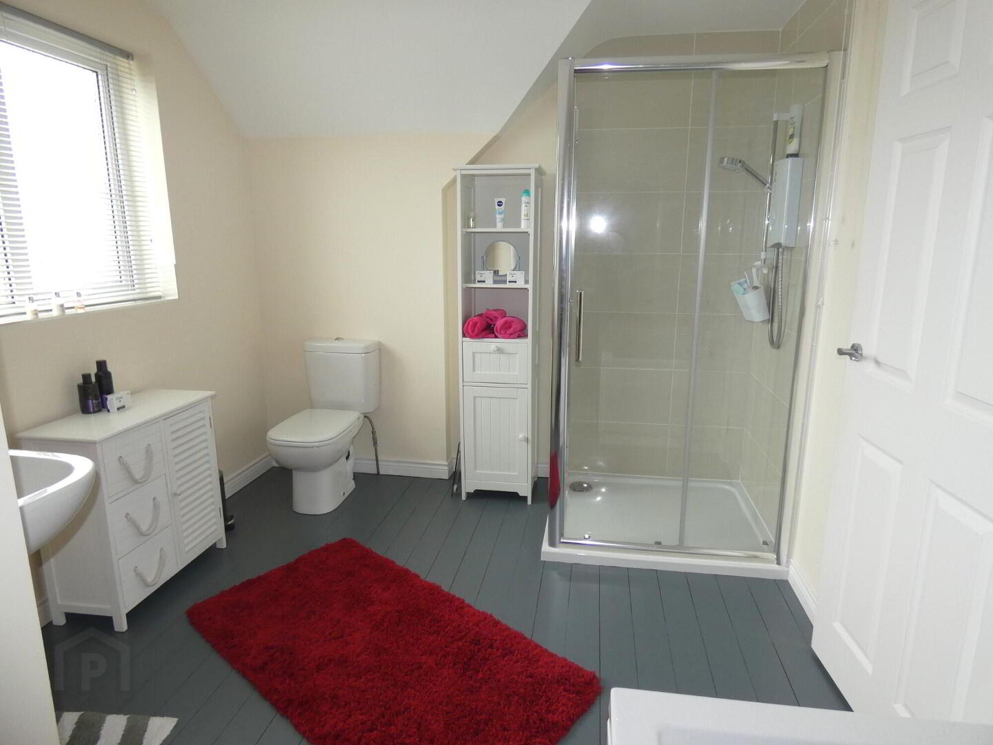8 Ballynacree Avenue 26 of 33