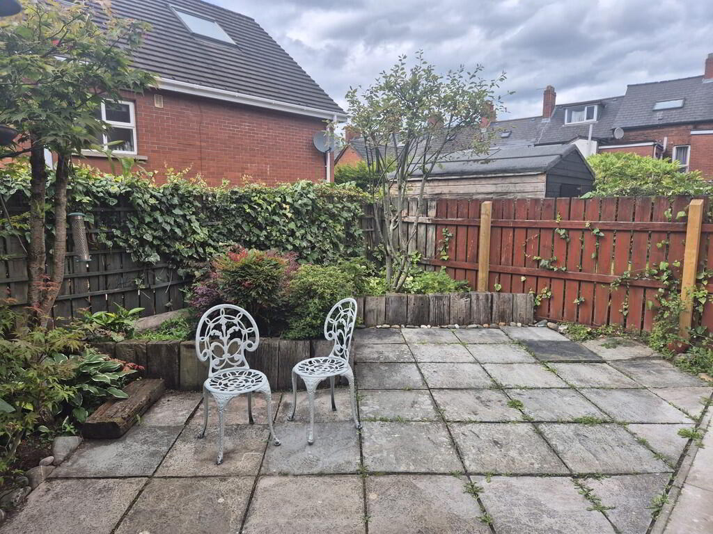 2a Irwin Avenue 5 of 9