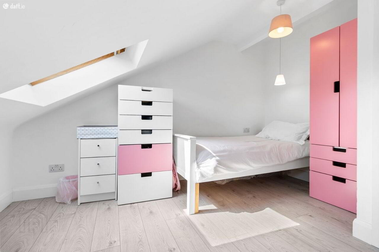 4 Avenue De Rennes 28 of 32