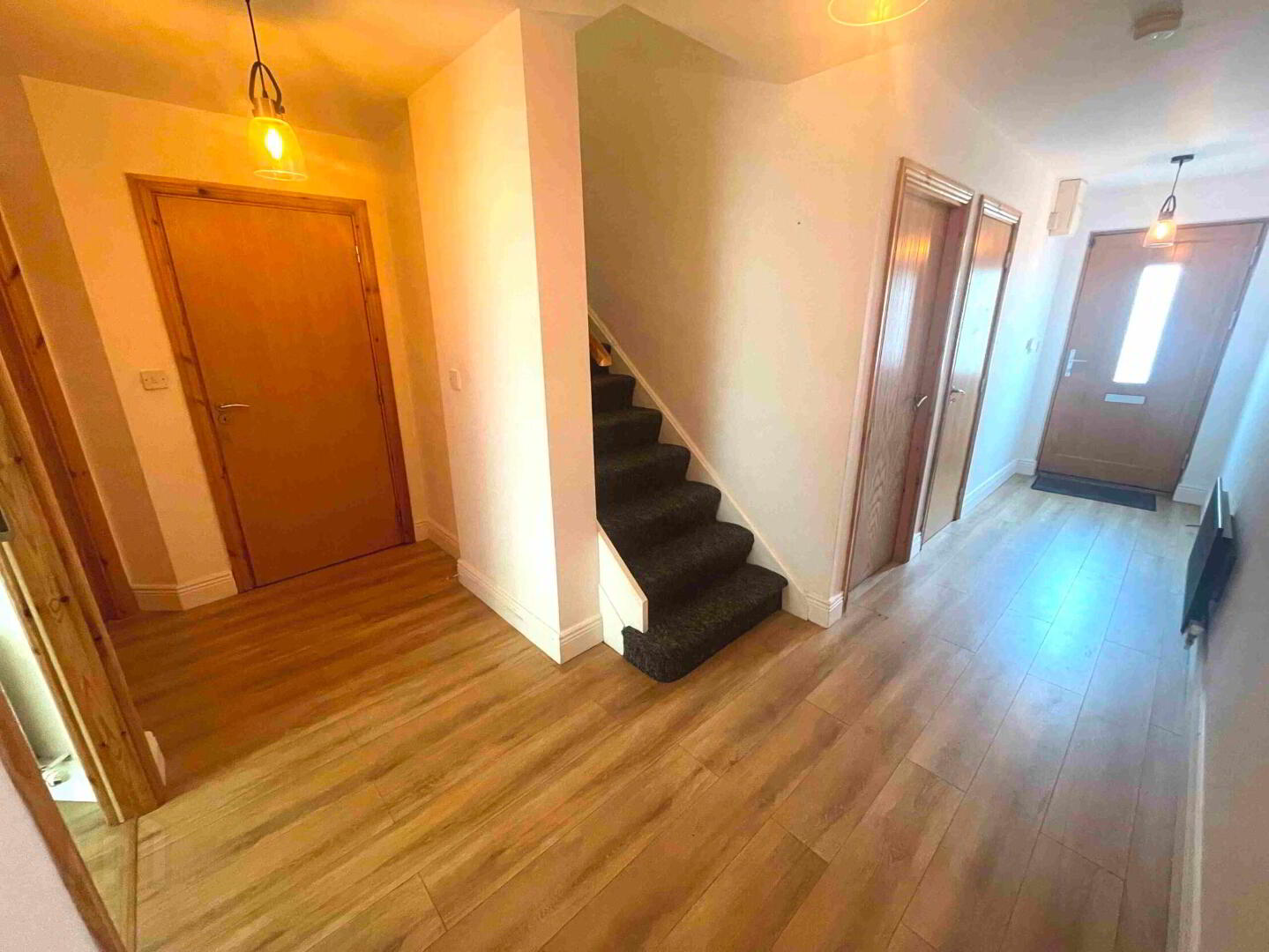 property description image