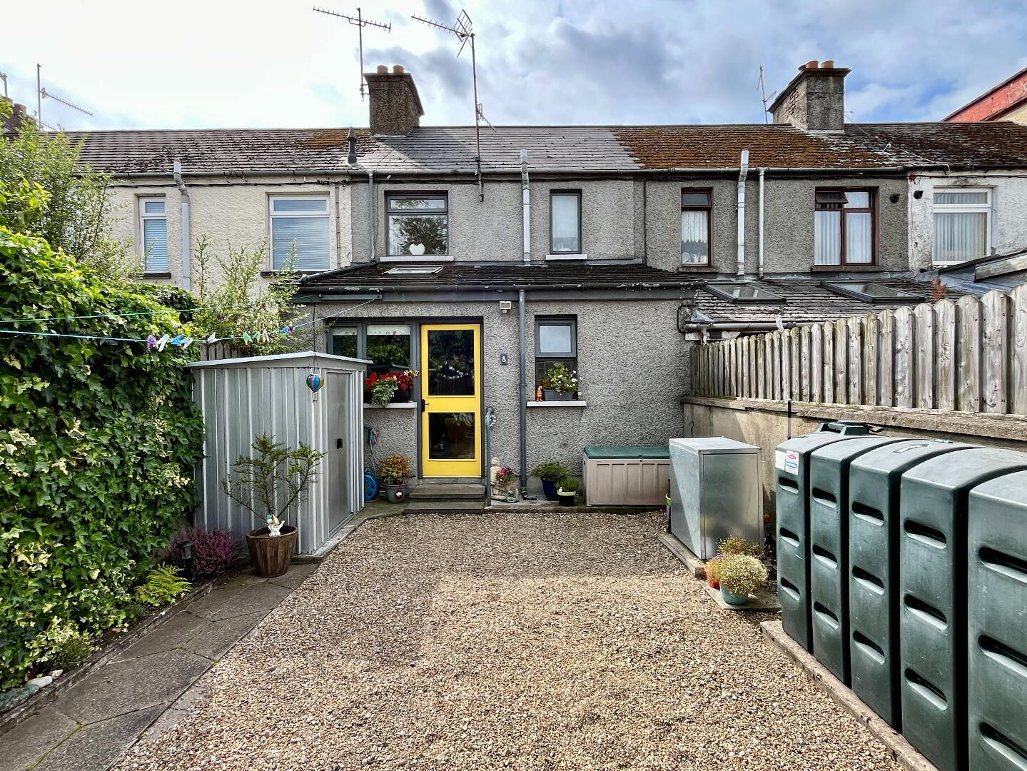 8 Avenue Road 24 of 25